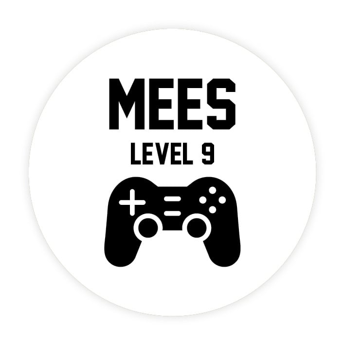 Traktatie sticker met naam | Gamer