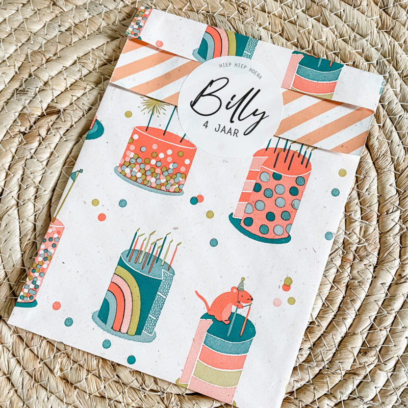 Traktatie sticker met naam | Verjaardag