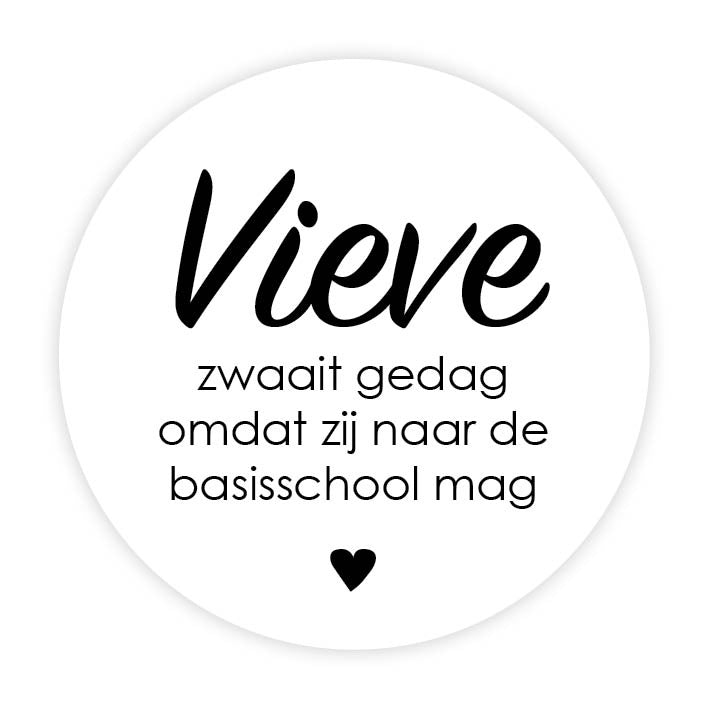 Traktatie sticker met naam | Zwaait gedag | Sierlijk